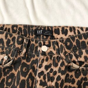 Zara leopard pants